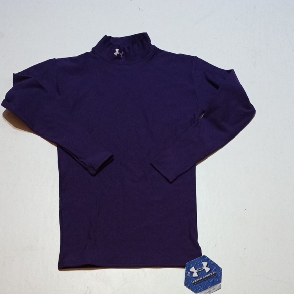 Under Armour Purple Long Sleeve Men's medium Top